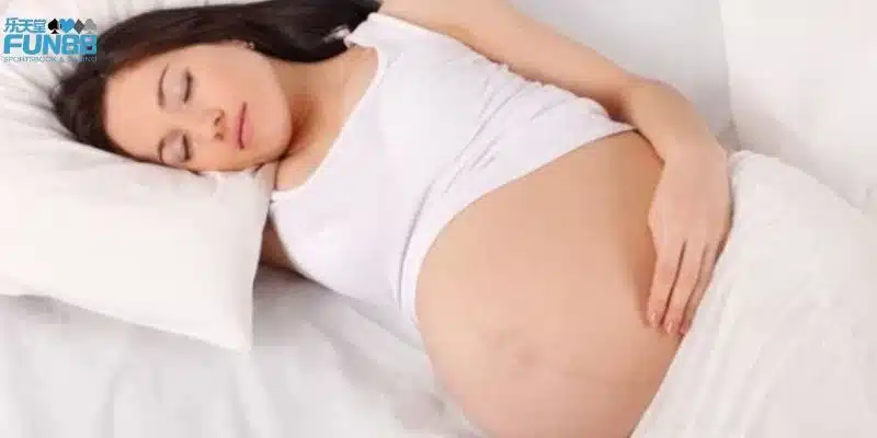Ý nghĩa giấc mơ thấy mình có bầu theo hoàn cảnh